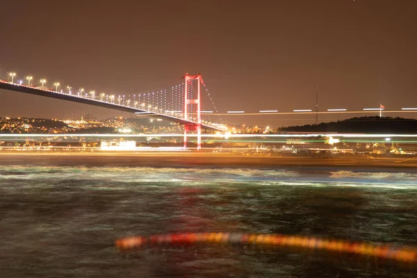 Vista Noturna Ponte Bósforo Com Luzes Istambul Turquia — Fotografia de Stock