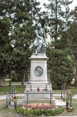 Vienna, Avusturya -, 19 Ocak 2016: Wolfgang Amadeus Mozart Merkez mezarlığı Türbesi. s en büyük Mezarlıklar Dünya ve en ünlü mezarlığı Viyana'biri ' ın