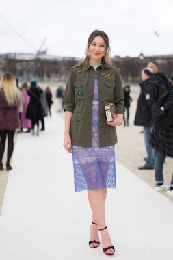 Paris, Fransa, Mart 2016: Paris moda haftası