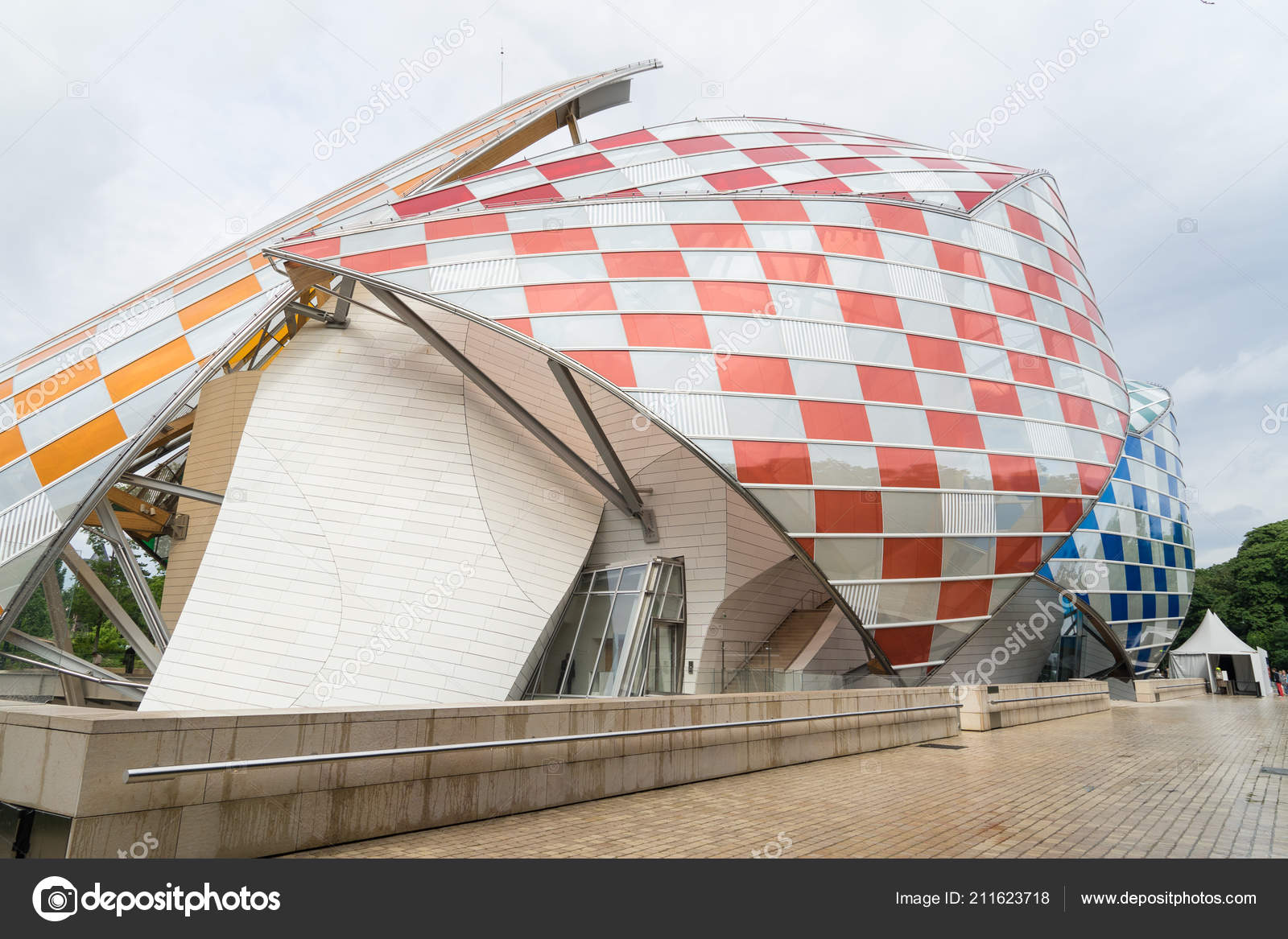 Paris France June 2016 Detail Building Louis Vuitton Foundation