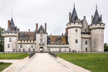 sully-sur-loire, Fransa chateau. Bu kalenin bulunduğu 14. yüzyıldan loire valley, tarihler ve Ortaçağ Kalesi başlıca örneklerinden biridir