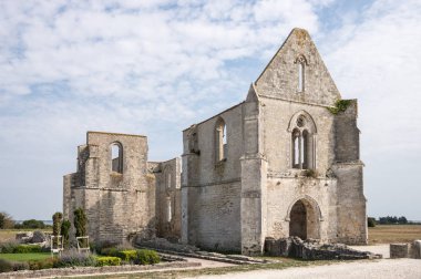 Xl yüzyıl abbey des chateliers Ile de re, Fransa adada harabe
