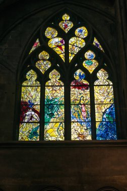 Metz, Fransa - 23 Mart 2015: Marc Chagall Metz, Lorraine katedral içinde tarafından çizilmiş vitray pencere