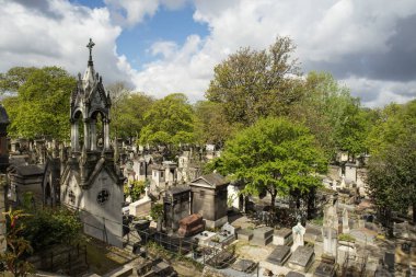 Paris, Fransa - 28 Nisan 2016: Montmartre Mezarlığı.