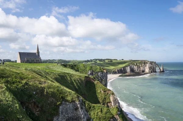 Etretat Aval Szikla Sziklák Természetes Arch Landmark Kék Óceán Légifelvételek — Stock Fotó