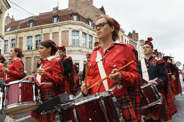 Douai Francia Julio 2015 Músicos Actúan Festival Gayant Gayant Gigante — Foto de Stock