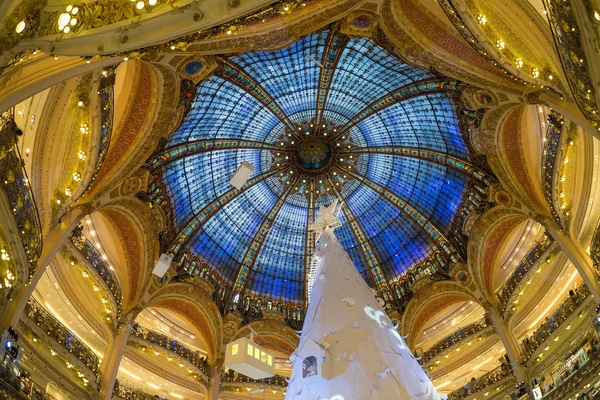 Parigi Francia Dicembre 2016 Albero Natale Sotto Cupola Delle Galeries — Foto Stock