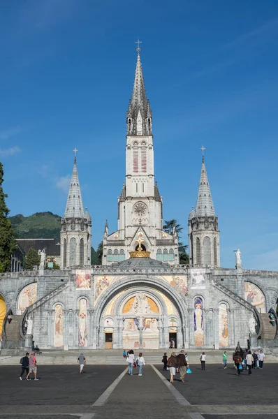 Lourdes Frankrike Den Juli 2014 Basilica Vår Fru Rosenkransen Skymningen — Stockfoto