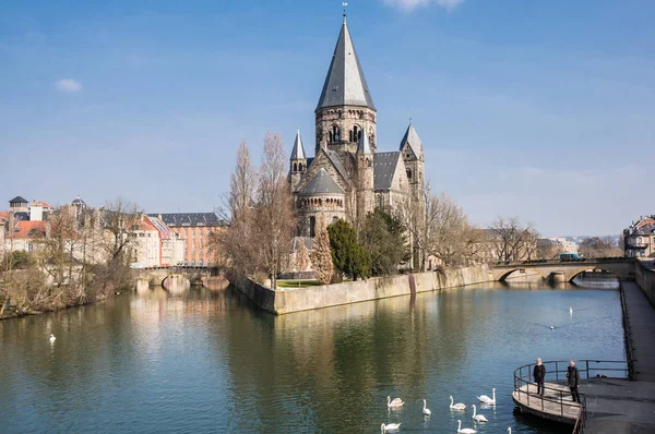 Temple Neuf Ahol Hattyúk Metz Lorraine Franciaország Templom Neoromán Stílusú — Stock Fotó