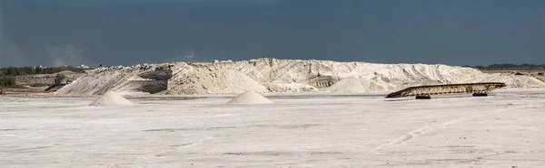 Schilderachtige Panoramische Opname Van Zout Woestijn Stockafbeelding