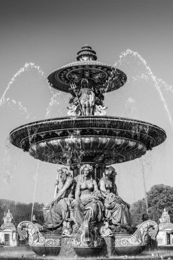 Popüler Place de la Concorde, Paris güzel La Fontaine des Fleuves (1835) Çeşmede