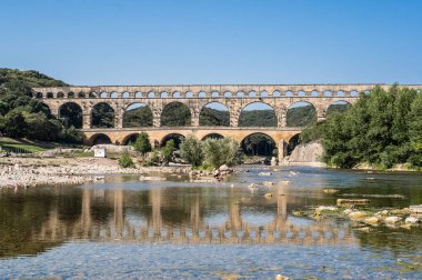 Pont du Gard sabah, eski Roma su kemeri, Güney Fransa'da Nimes yakınındaki