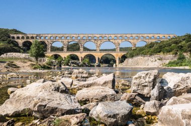 Pont du Gard sabah, eski Roma su kemeri, Güney Fransa'da Nimes yakınındaki