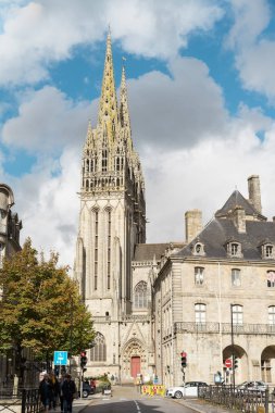 Quimper, Fransa - 16 Ekim 2016: Katedrali, Saint Corentin Quimper, Brittany, Fransa'nın. Bir Roma Katolik Katedrali ve Brittany Fransa Ulusal Anıtı