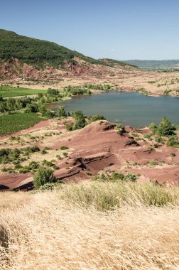 Panoramik Salagou Gölü Hérault, Languedoc-Roussillo, Fransa