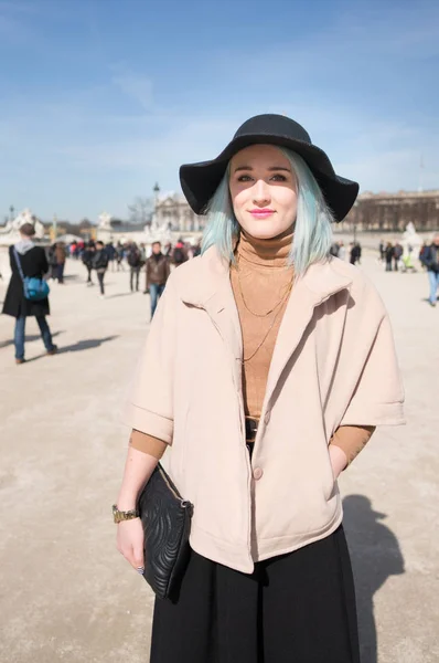 París Octubre 2016 Mujer Con Estilo Durante Semana Moda París —  Fotos de Stock