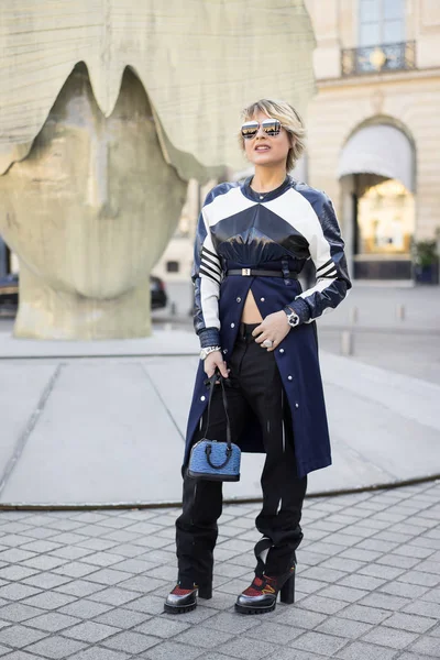 Paris Outubro 2016 Mulher Elegante Durante Semana Moda Paris Com — Fotografia de Stock