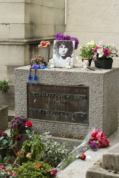 Paris França Abril 2016 Sepultura Jim Morrison Cemitério Pere Lachaise — Fotografia de Stock