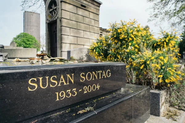 Paris França Abril 2016 Sepultura Susan Sontag Cemitério Montparnasse Susan — Fotografia de Stock