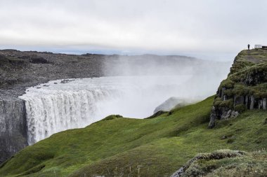 Dettifoss bir şelale Vatnajkull Milli Parkı'nda kuzeydoğu İzlanda've Avrupa'nın en güçlü şelale olmak ünlüdür