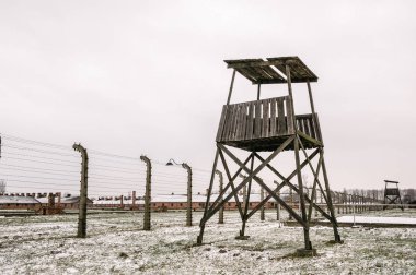 Toplama kampı Auschwitz Birkenau'da, Polonya, kar kaplı