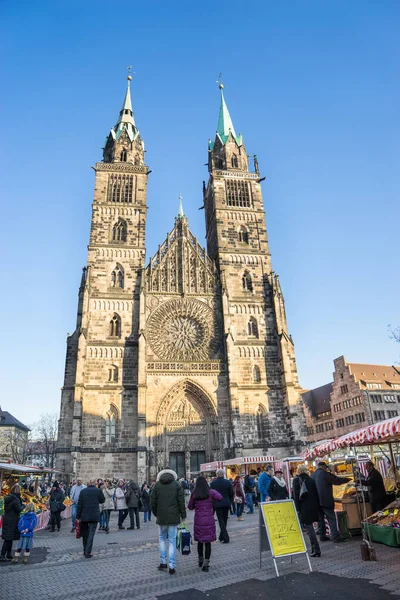 Nuremberg Diciembre 2016 Fachada Gótica Iglesia San Lorenzo Nuremberg Alemania — Foto de Stock