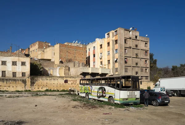 Fes Morocco Janeiro 2017 Ônibus Quebrado Uma Praça — Fotografia de Stock
