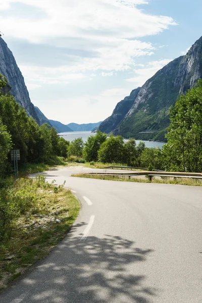 Road Kjerag Mountain Background Lysefjord Norway — Stock Photo, Image