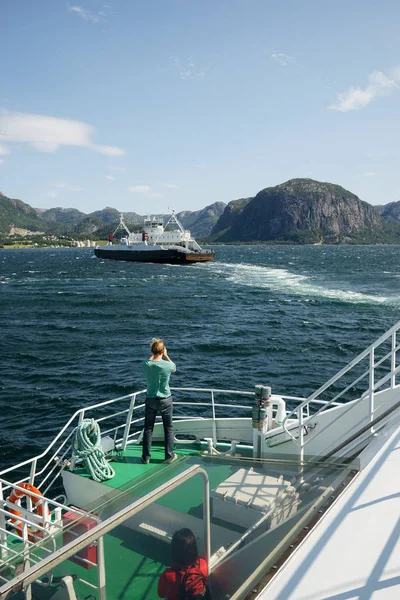 Lysefjord Norway August 2015 Tourist Ferry Lysebotn — Stock Photo, Image