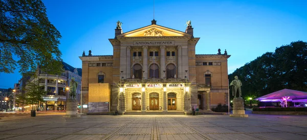 Осло Національного Театру Ніч Норвегія — стокове фото