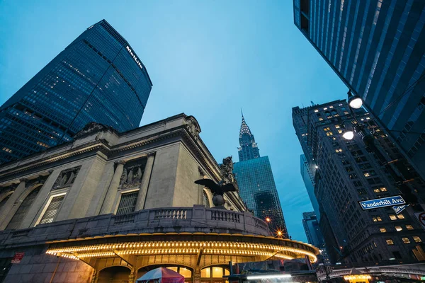 New York Usa February 2017 Tall Buildings 42Th Street Chrysler — Stock Photo, Image