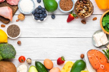 Keto, ketojenik diyet kavramı, düşük karbonhidrat, yüksek iyi yağ, sağlıklı gıda. üst görünüm