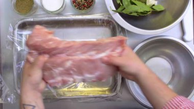 Şef et Marine. Üstten görünüm