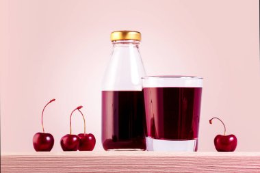 Şişe ve bardakta doğal kiraz suyu ve ahşap masada tatlı kirazlar..