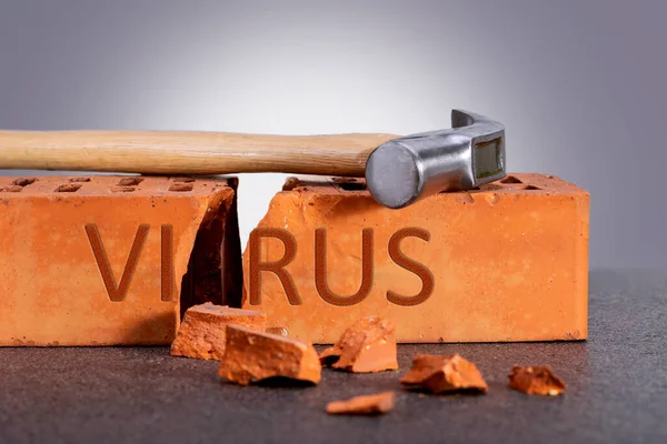 Zafer virüsü. Coronavirus 'a karşı savaşta kavram.