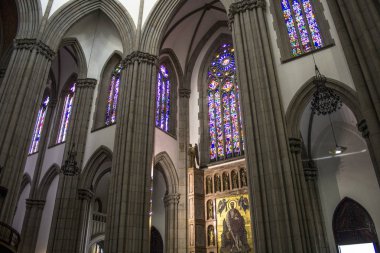 Sao Paulo, Brezilya, Kasım 16,2012. Se Büyükşehir katedral iç görünüm. 1913 Neo Gotik tarzda inşa, Se Roma Katolik Başpiskopos Sao Paulo, Brezilya'nın katedral olduğunu.