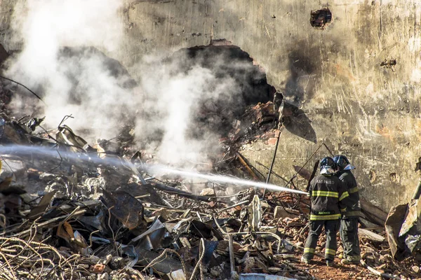 Sao Paulo Brazil May 2018 Brazilian Firefighters Machinery Remove Debris Stock Picture