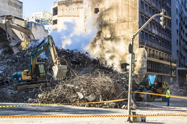 Sao Paulo Brasil Mayo 2018 Bomberos Maquinaria Brasileña Eliminan Escombros —  Fotos de Stock