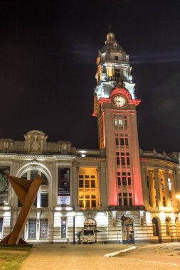 Sao Paulo, Brezilya, 29 Haziran 2017. Dış klasik mimarisi Sala Sao Paulo ve Julio Prestes İstasyonu, şehir Sao Paulo Brezilya gece