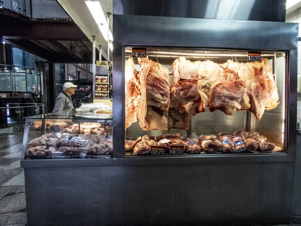 Sao Paulo Brasil Junio 2018 Personas Comprando Pescado Carne Mercado —  Fotos de Stock