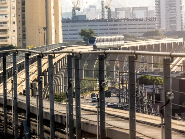 Sao Paulo Brazil June 2018 Monorail Train Moves Railway Girder — Stock Photo, Image