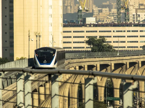 Sao Paulo Brésil Juin 2018 Train Monorail Déplace Sur Poutre — Photo