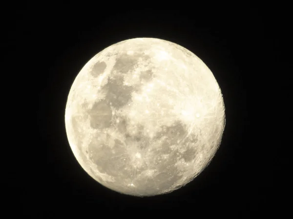 Moon Middle Its Way Clear Sky — Stock Photo, Image