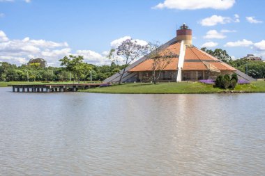 Toledo, Parana, Brezilya, 28 Ekim 2009. Usina Toledo şehir Town Gölü merkezinde Conhecimento yapmak, Pr.