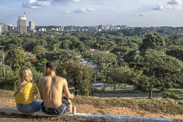 Sao Paulo Brasil Enero 2019 Gente Espera Atardecer Desde Plaza — Foto de Stock