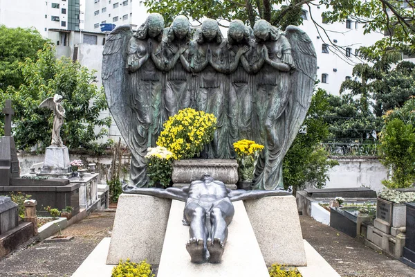 巴西圣保罗 2011年11月2日 圣保罗中部地区康索拉考公墓的雕塑 — 图库照片