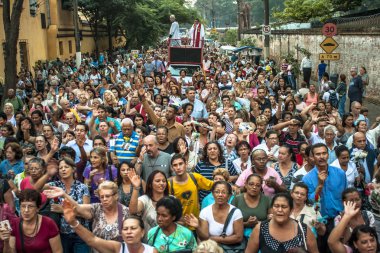 Sao Paulo, Brezilya, 19 Nisan 2012. Sadık Santo Expedito kilisede Kutsal Gün Expedito kutlamak, Sao Paulo Işık mahallede.