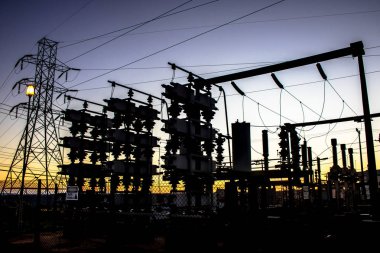 Brezilya'da elektrik dağıtımı için trafo sundown