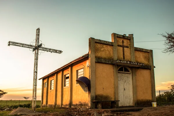 Pequena Capela Velha Com Cruz Ferro Coutryside Brasil — Fotografia de Stock