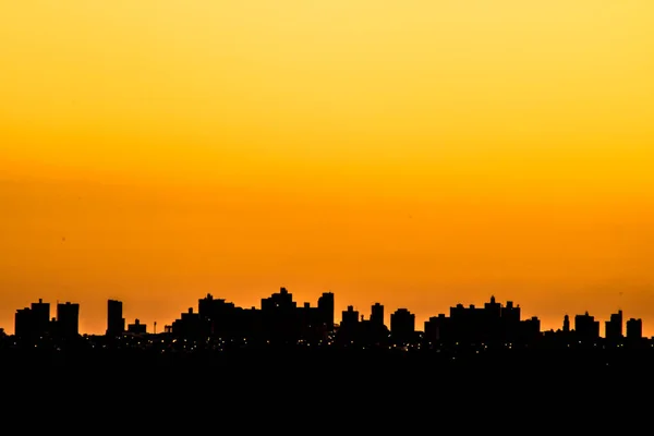Sylwetka Budynków Miejskich Podczas Zachodu Słońca Brazylii — Zdjęcie stockowe